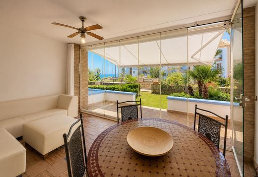 Luxury Apartment for sale in Casares, 630 000 €, Photo 4