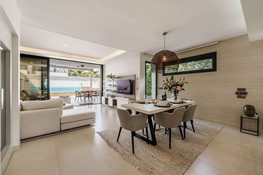 Luxury House for sale in Marbella, 2 675 000 €, Photo 7