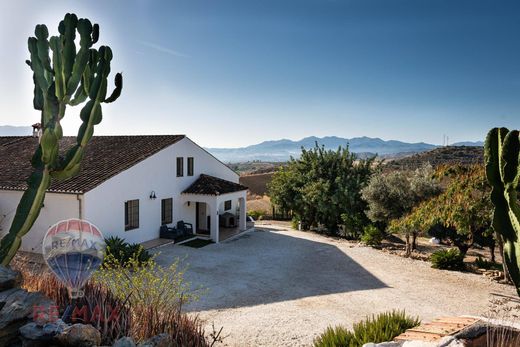 Luxury House for sale in Cártama, 550 000 €, Photo 1