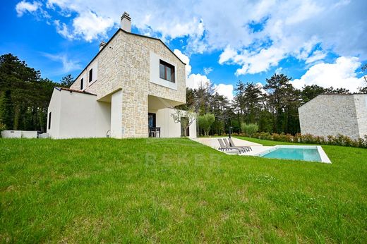 Maison de luxe à vendre à Porec, 650 000 €, Photo 5