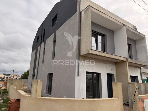 Luxury House for sale in Seixal, 420 000 €, Photo 6