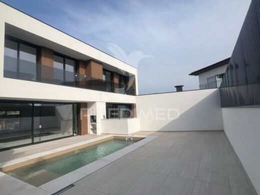 Luxury House for sale in Vila Verde, 495 000 €, Photo 2