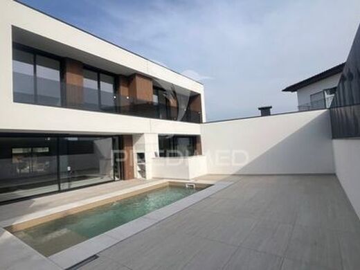 Luxury House for sale in Vila Verde, 470 000 €, Photo 5