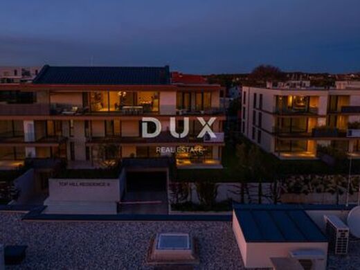 Appartement de luxe à vendre à Novigrad, 479 000 €, Photo 1