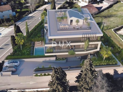 Luxury Apartment for sale in Rovinj, 883 500 €, Photo 3