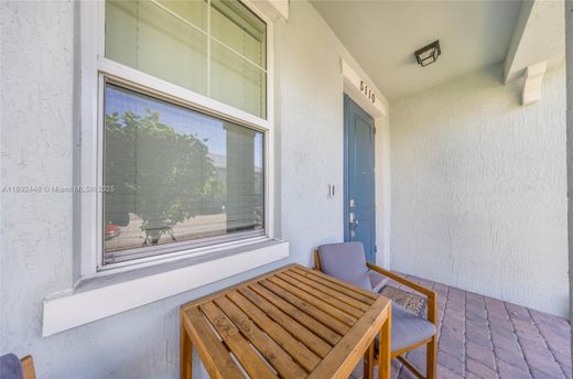 Luxury House for sale in Hollywood, 502 190 €, Photo 3