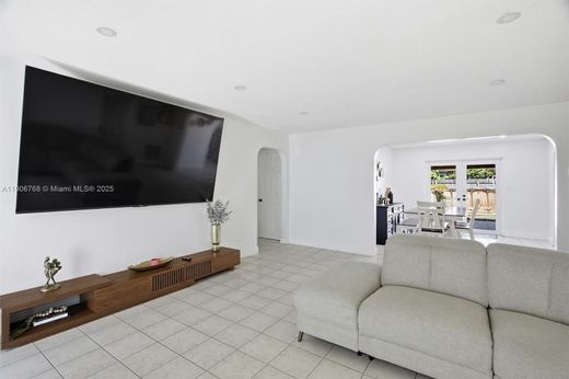 Luxury House for sale in Hollywood, 480 729 €, Photo 6