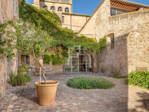 Maison de luxe à vendre à Vilamacolum, 1 590 000 €, Photo 2