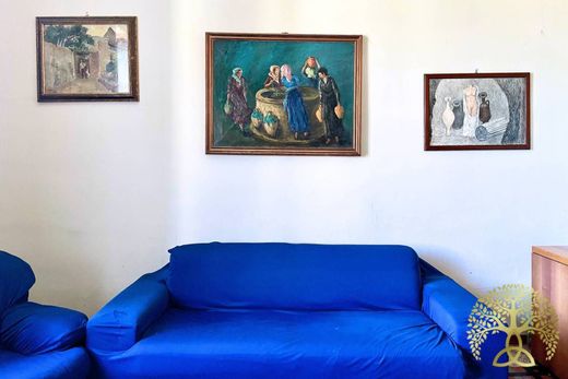 Luxury Apartment for sale in Naples, 800 000 €, Photo 2