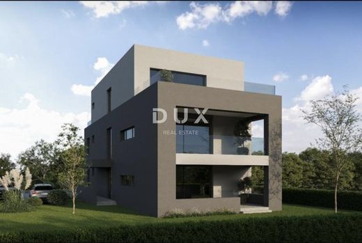 Luxury Apartment for sale in Dugo Selo, 358 800 €, Photo 1