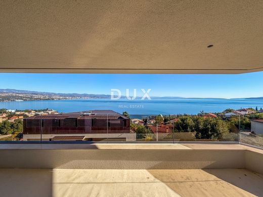 Luxury Apartment for sale in Opatija, 0 €, Photo 1