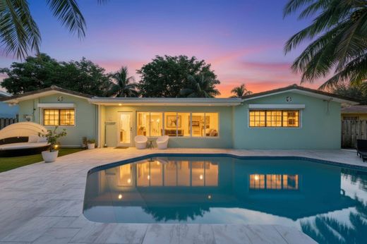 Luxury House for sale in Hollywood, 678 086 €, Photo 2