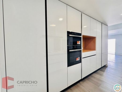 Luxury House for sale in Seixal, 740 000 €, Photo 4