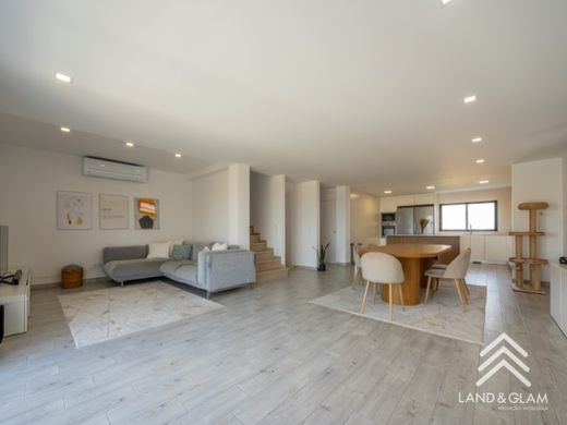 Luxury House for sale in Mafra, 785 000 €, Photo 1