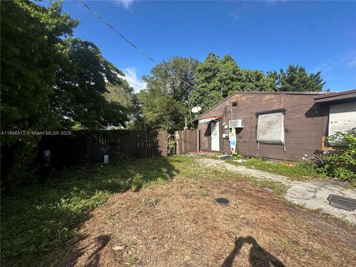 Luxury House for sale in Hollywood, 686 756 €, Photo 3