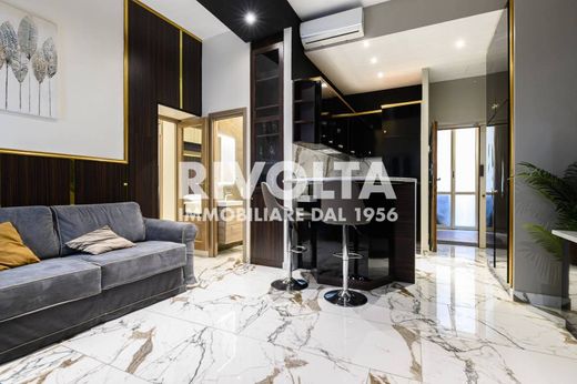 Luxury Apartment for sale in Rome, 1 980 000 €, Photo 1