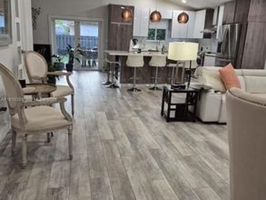 Luxury House for sale in Hollywood, 711 651 €, Photo 2