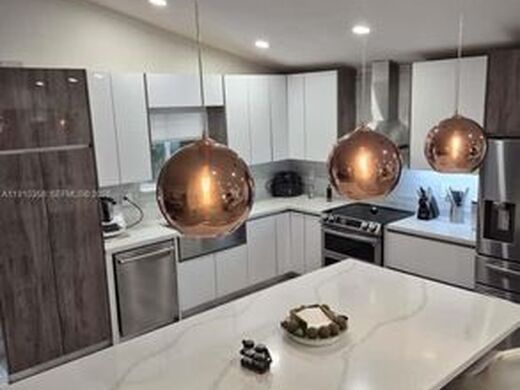 Luxury House for sale in Hollywood, 711 651 €, Photo 6