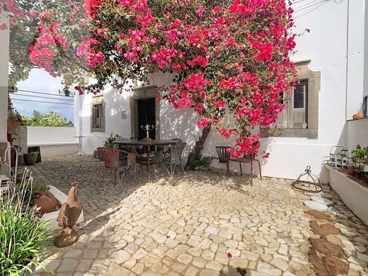 Maison de luxe à vendre à Faro, 580 000 €, Photo 1