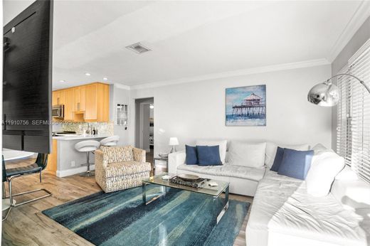 Luxury House for sale in Hollywood, 574 300 €, Photo 4