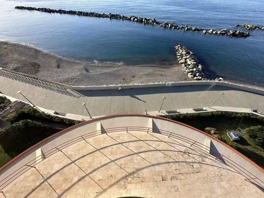 Luxury Apartment for sale in Chiavari, 2 250 000 €, Photo 7