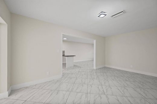 Luxury House for sale in Hollywood, 729 592 €, Photo 7