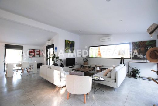 Luxury House for sale in Denia, 695 000 €, Photo 2