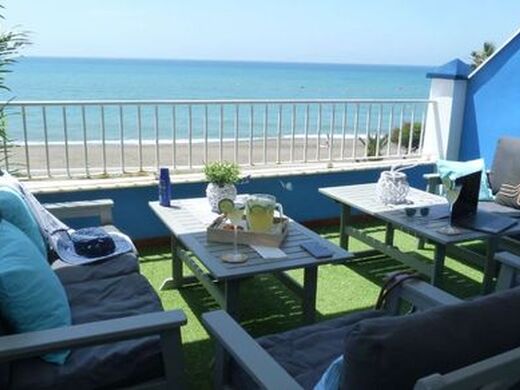 Luxury House for sale in Chilches, 490 000 €, Photo 1
