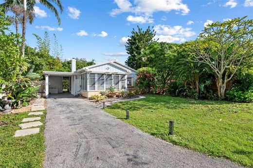 Luxury House for sale in Hollywood, 472 145 €, Photo 2