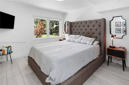 Luxury House for sale in Hollywood, 630 957 €, Photo 5