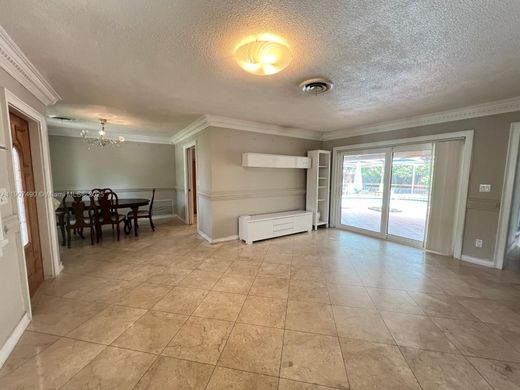 Luxury House for sale in Hollywood, 566 574 €, Photo 5