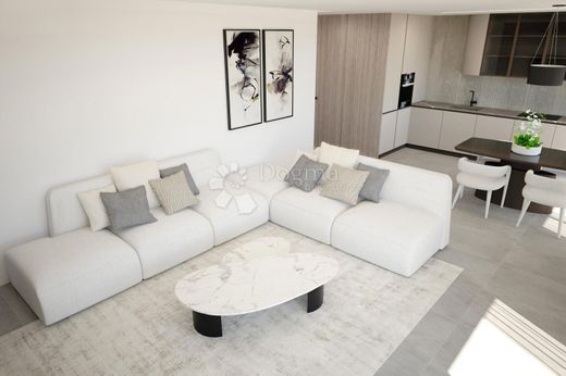 Luxury Apartment for sale in Rovinj, 780 000 €, Photo 7