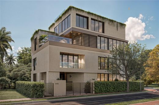Luxury House for sale in Miami Beach, 8 383 505 €, Photo 1