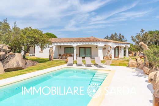 Maison de luxe à vendre à Arzachena, 1 250 000 €, Photo 1
