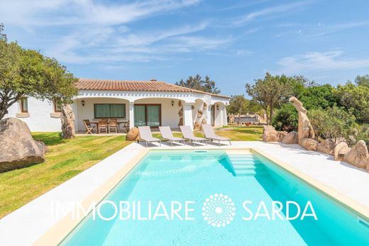 Luxury House for sale in Arzachena, 1 250 000 €, Photo 2