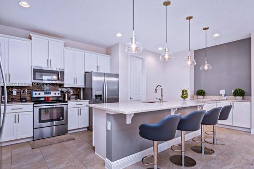 Luxury House for sale in Kissimmee, 730 054 €, Photo 3
