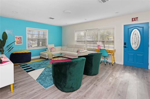 Luxury House for sale in Hollywood, 723 604 €, Photo 3