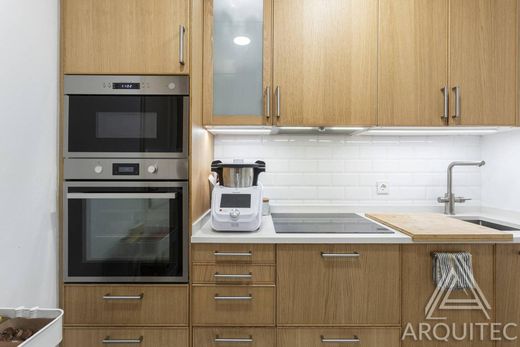 Luxury Apartment for sale in Barcelona, 670 000 €, Photo 6