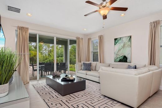 Luxury House for sale in Kissimmee, 730 054 €, Photo 6