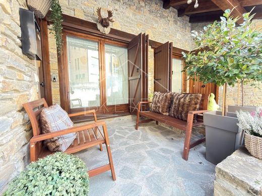 Maison de luxe à vendre à Bossòst, 495 000 €, Photo 2