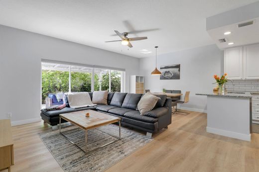 Luxury House for sale in Tequesta, 480 729 €, Photo 2