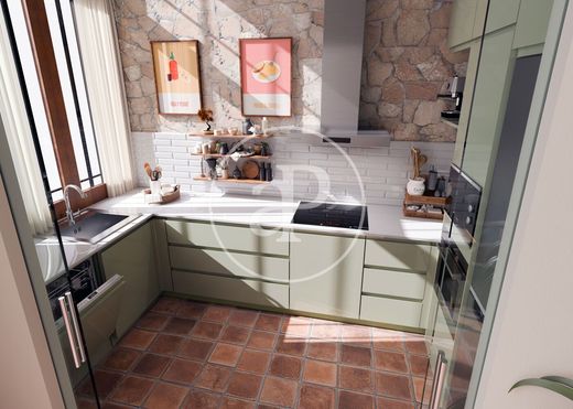 Luxury House for sale in Badalona, 695 000 €, Photo 4