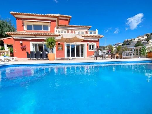 Maison de luxe à vendre à Calp, 820 000 €, Photo 1