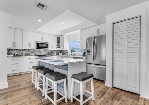 Luxury House for sale in Key Largo, 845 941 €, Photo 5
