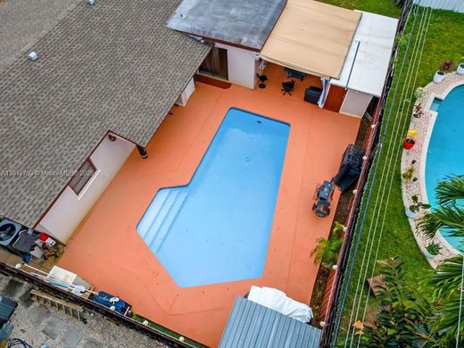 Luxury House for sale in Hollywood, 511 380 €, Photo 3