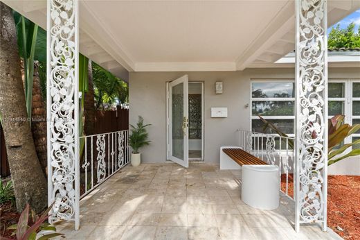 Luxury House for sale in Hollywood, 617 651 €, Photo 5