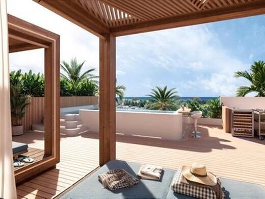 Luxury Apartment for sale in San Pedro de Alcántara, 565 000 €, Photo 2