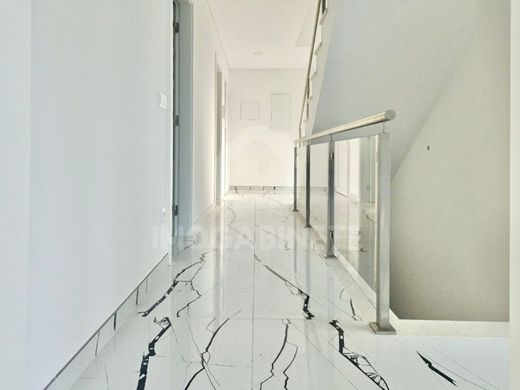 Maison de luxe à vendre à Coimbra, 445 000 €, Photo 7
