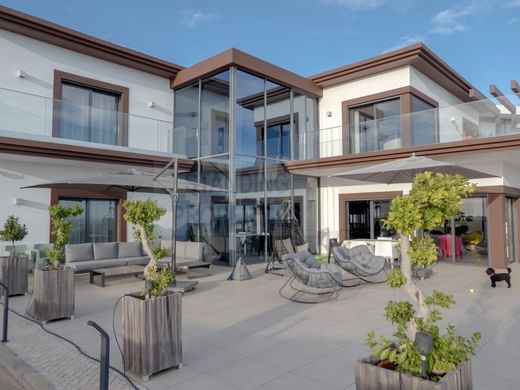 Luxury House for sale in Faro, 2 890 000 €, Photo 1