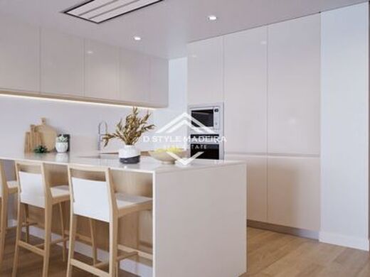 Appartement de luxe à vendre à Câmara de Lobos, 420 000 €, Photo 2